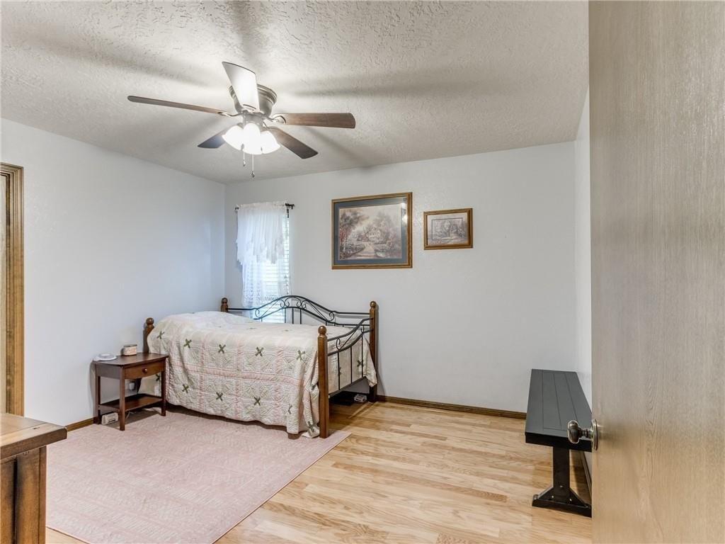 Green Hills Dr, Norman, OK 73072