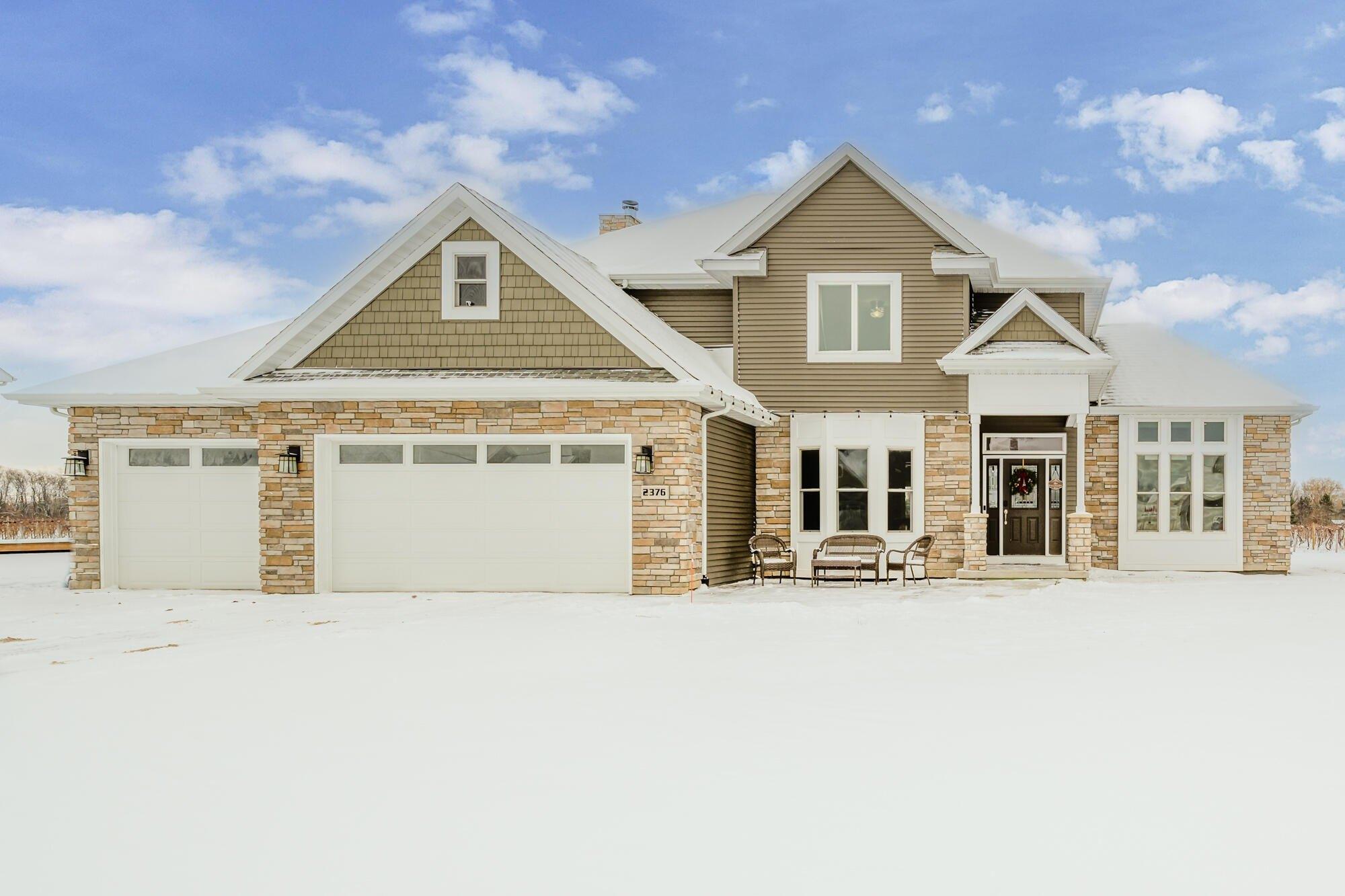 Ulrich Ln, Stevensville, MI 49127