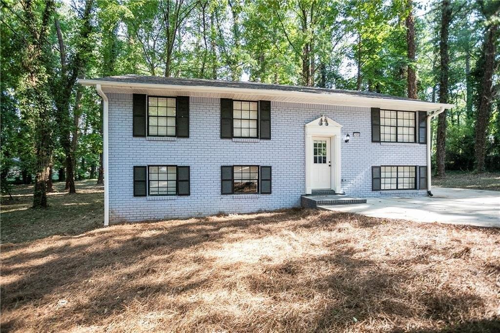 Leatherleaf Ct Sw, Marietta, GA 30008