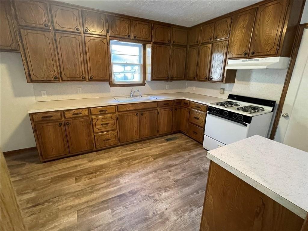 S 20th St, Chickasha, OK 73018