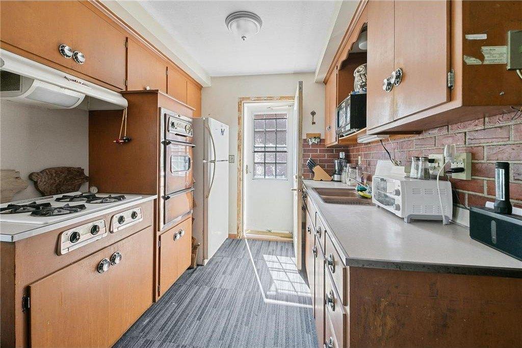 Farrell St N, Saint Paul, MN 55119