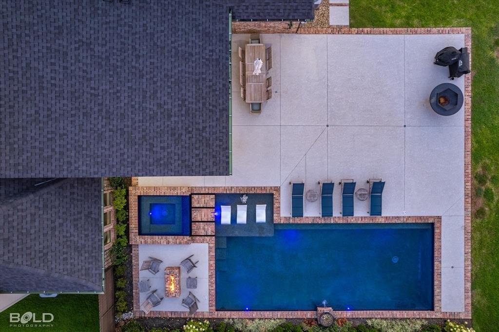 Silkwood Dr, Benton, LA 71006