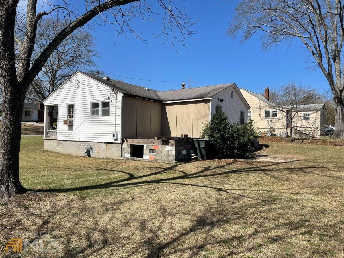 Park Cir Nw, Conyers, GA 30012