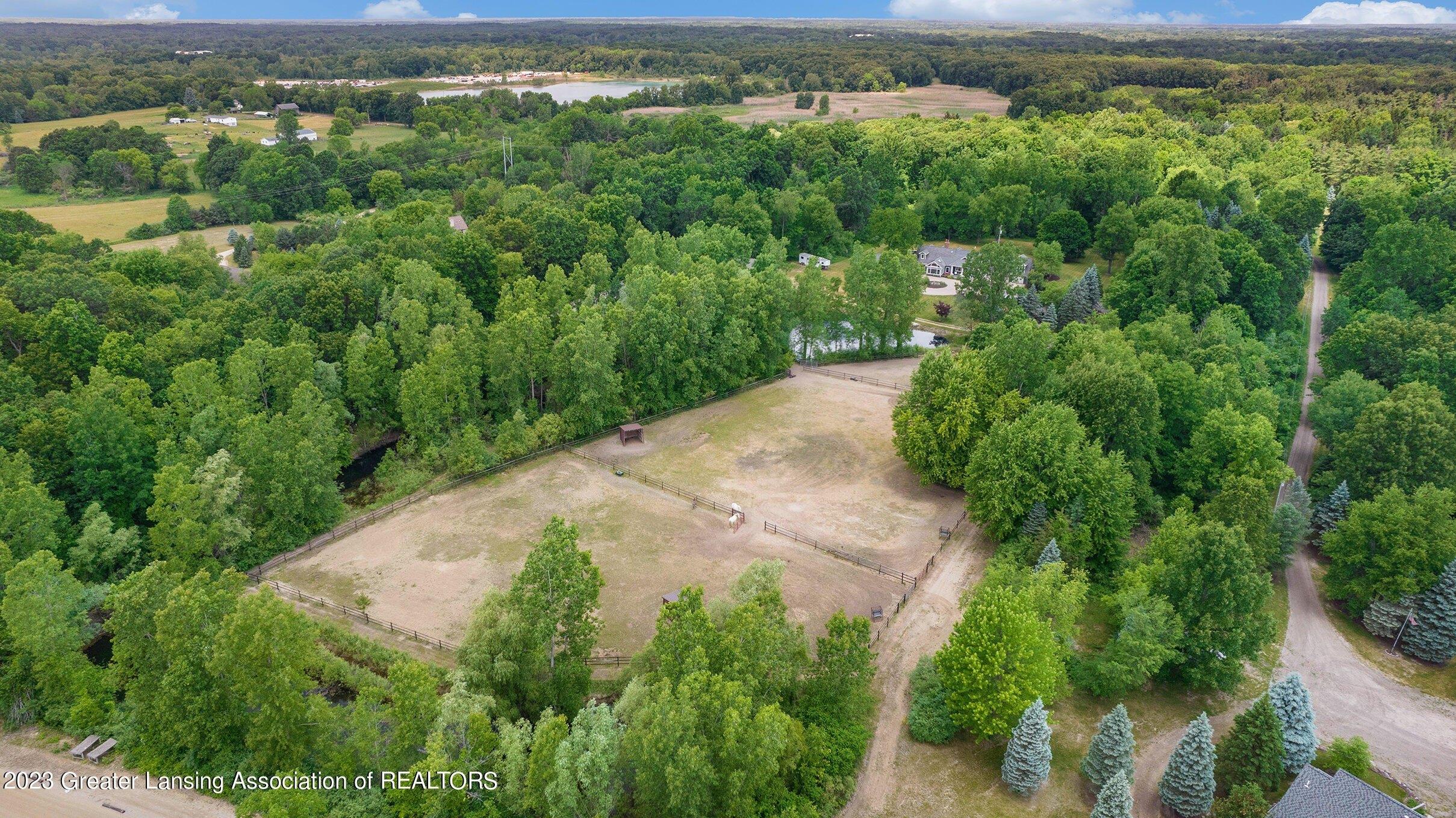 Braden Rd, Haslett, MI 48840