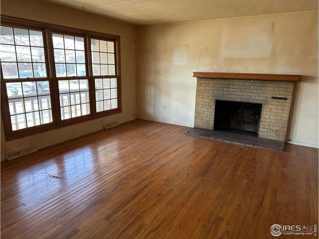 Jewel Dr, Longmont, CO 80501