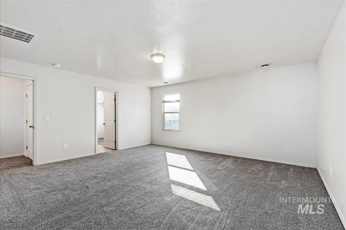 E Shaver Ct, Meridian, ID 83642