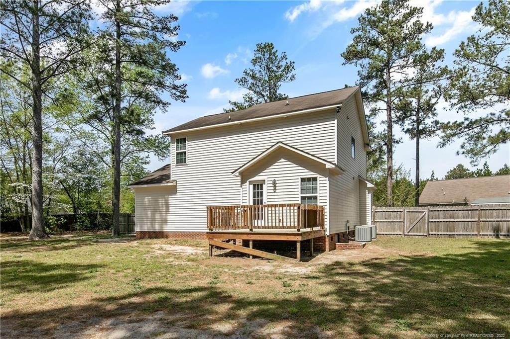 Trenton Ct, Raeford, NC 28376