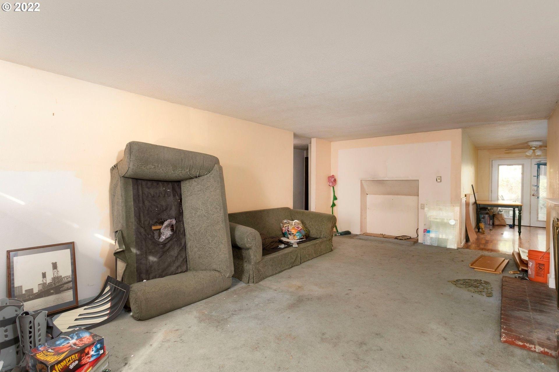 Se Roots Rd, Portland, OR 97267