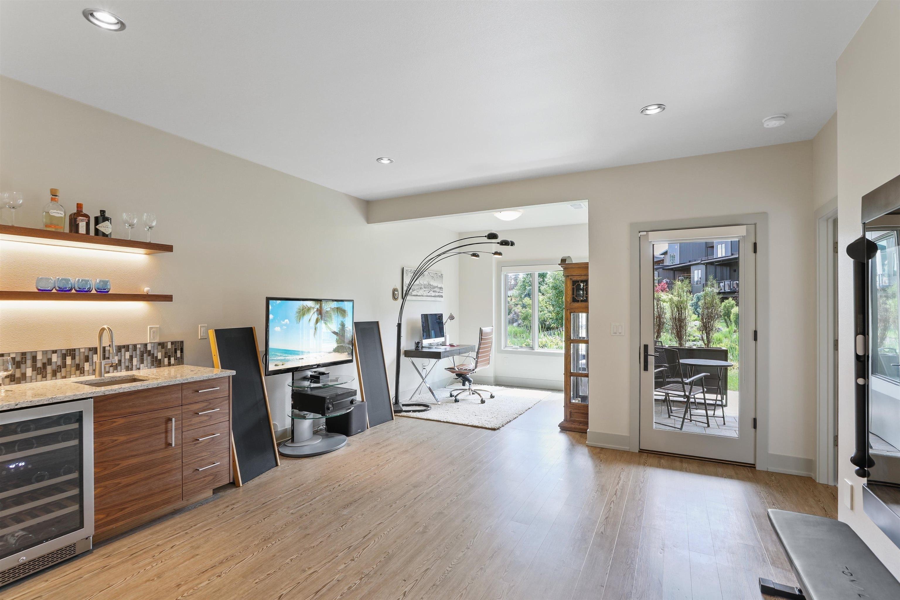 S Jelsa Rosa Ln, Spokane, WA 99223