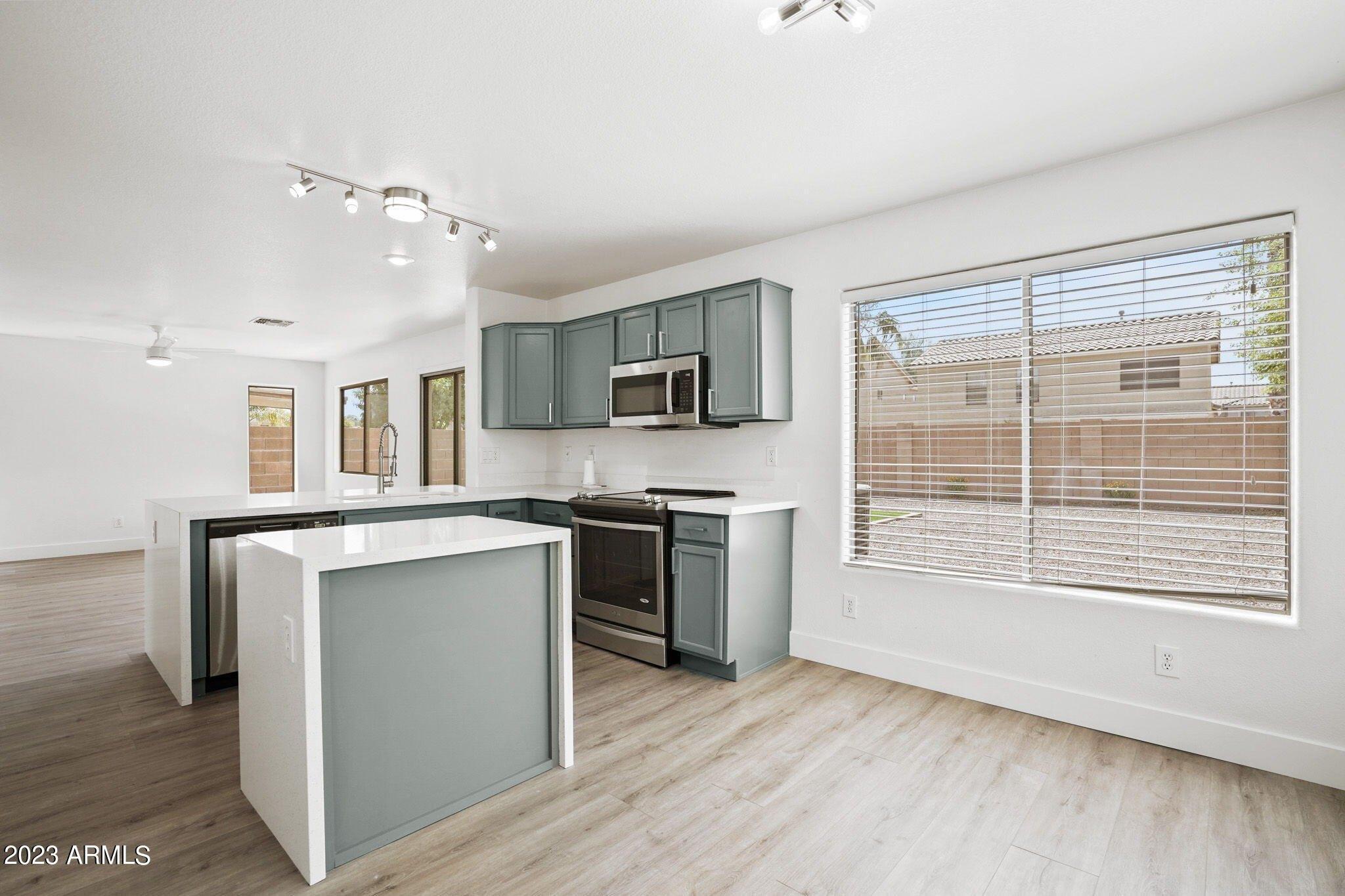 W Colter St, Litchfield Park, AZ 85340