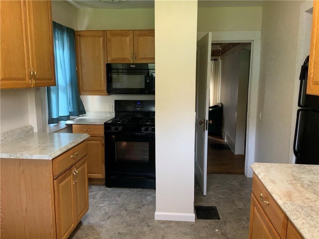 Mcclelland St, Albion, NY 14411