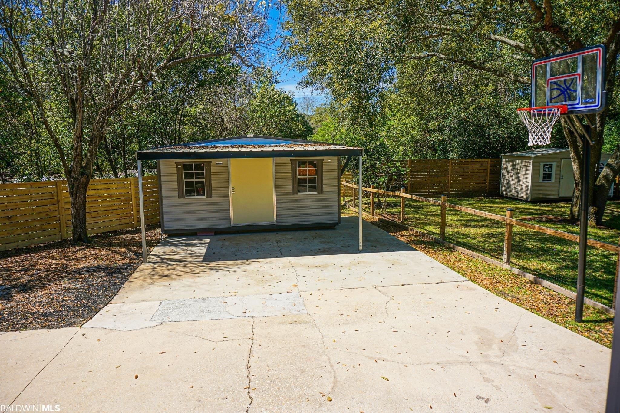 Mohawk St, Mobile, AL 36606