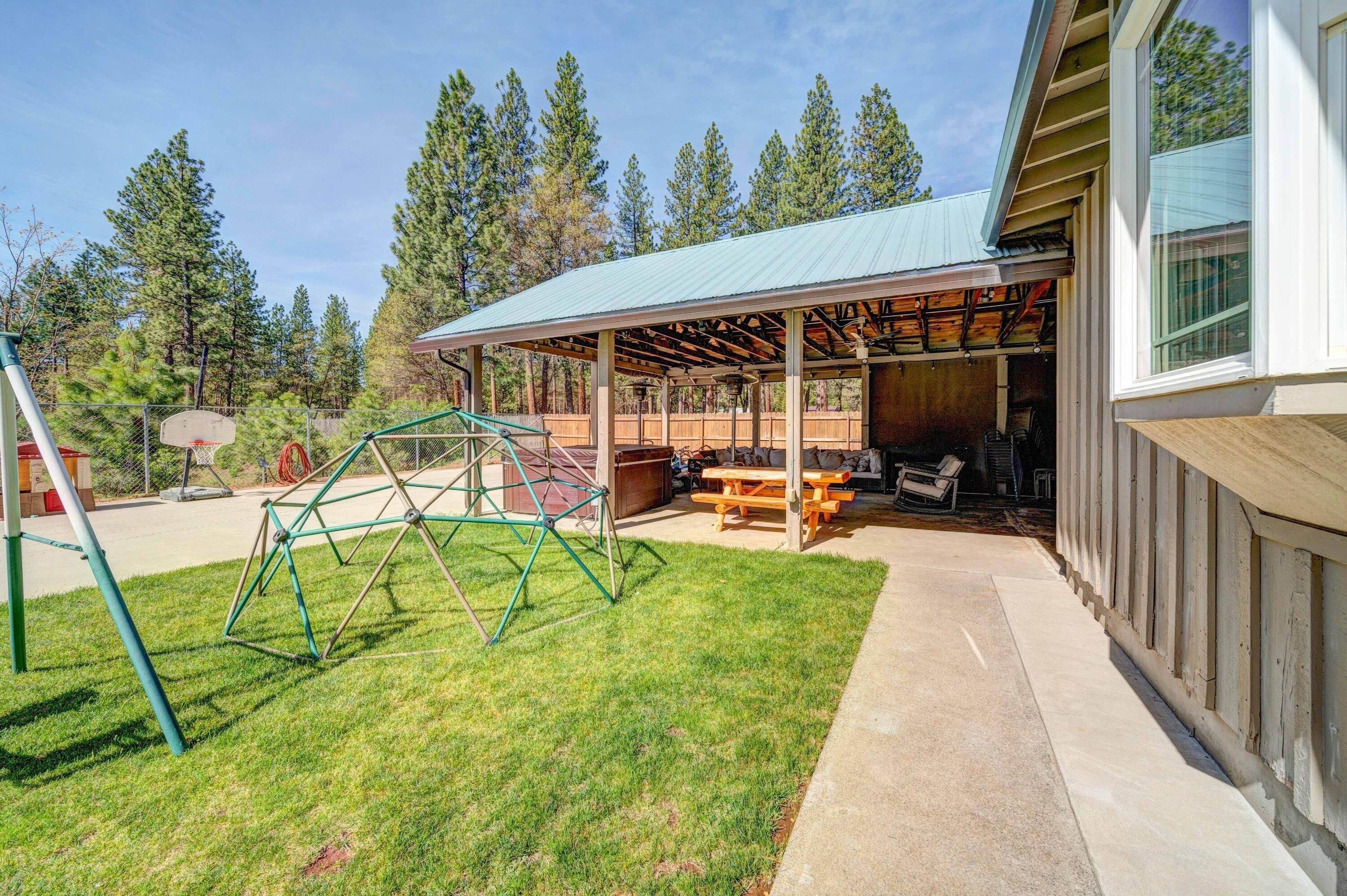 Park Ave, Burney, CA 96013