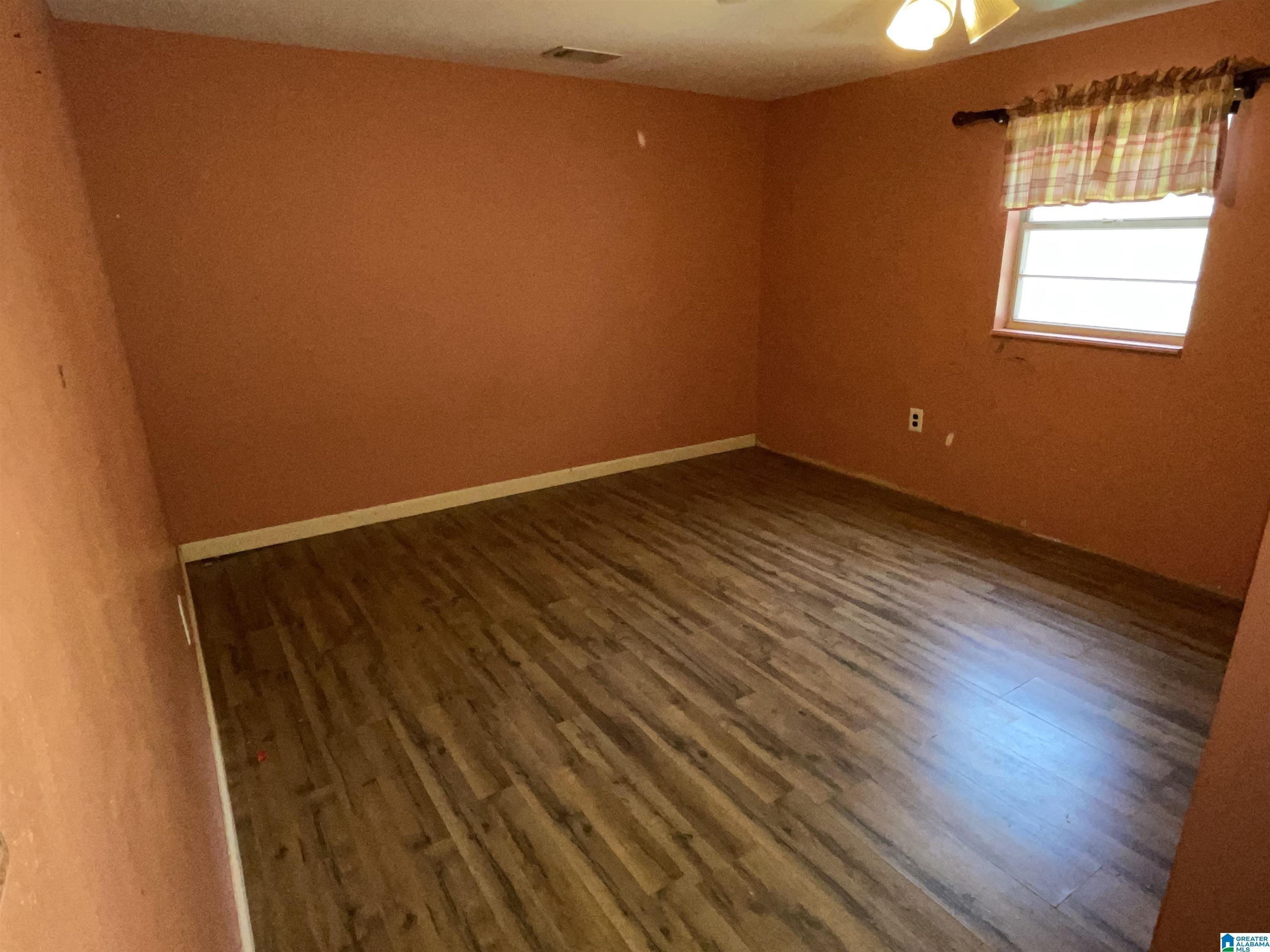 Dogwood Dr Se, Leeds, AL 35094