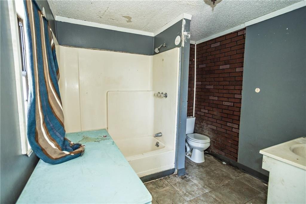 N Market Ave, Shawnee, OK 74801