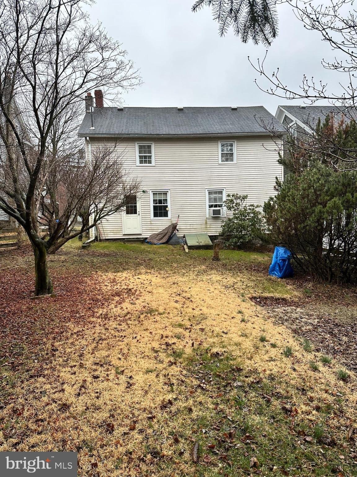 E Central Ave, Bangor, PA 18013