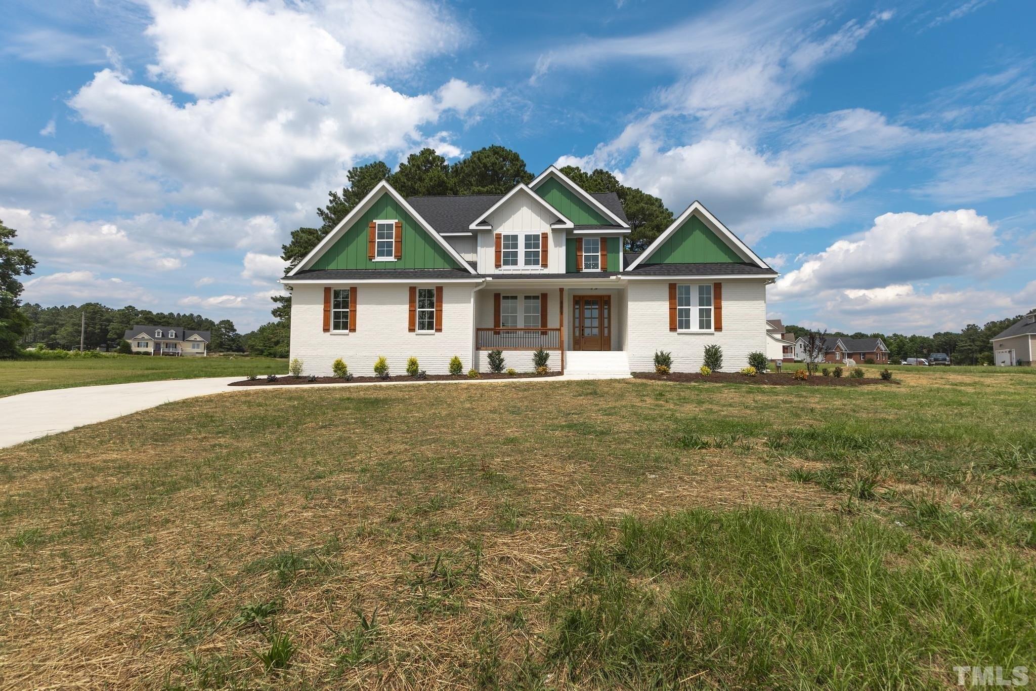 Annie Ct, Sims, NC 27880