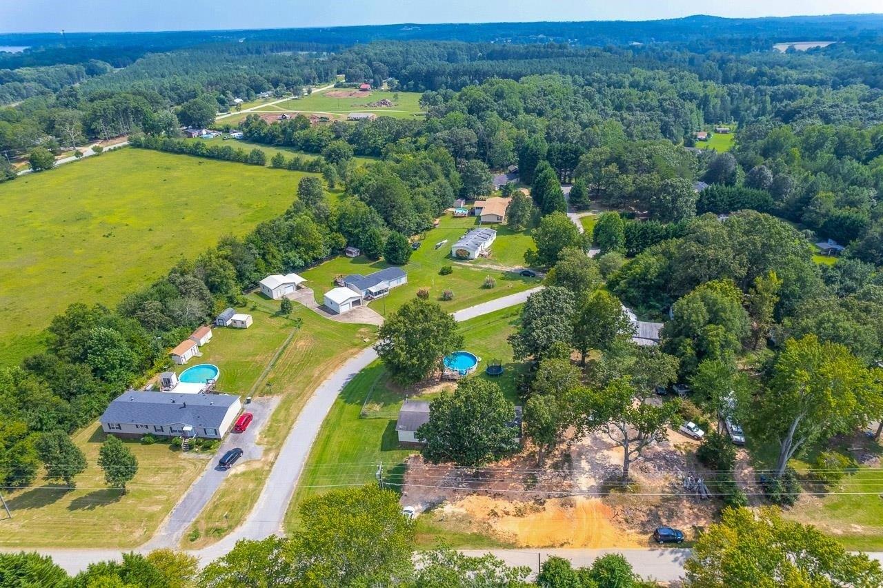Blue Ridge Rd, Campobello, SC 29322