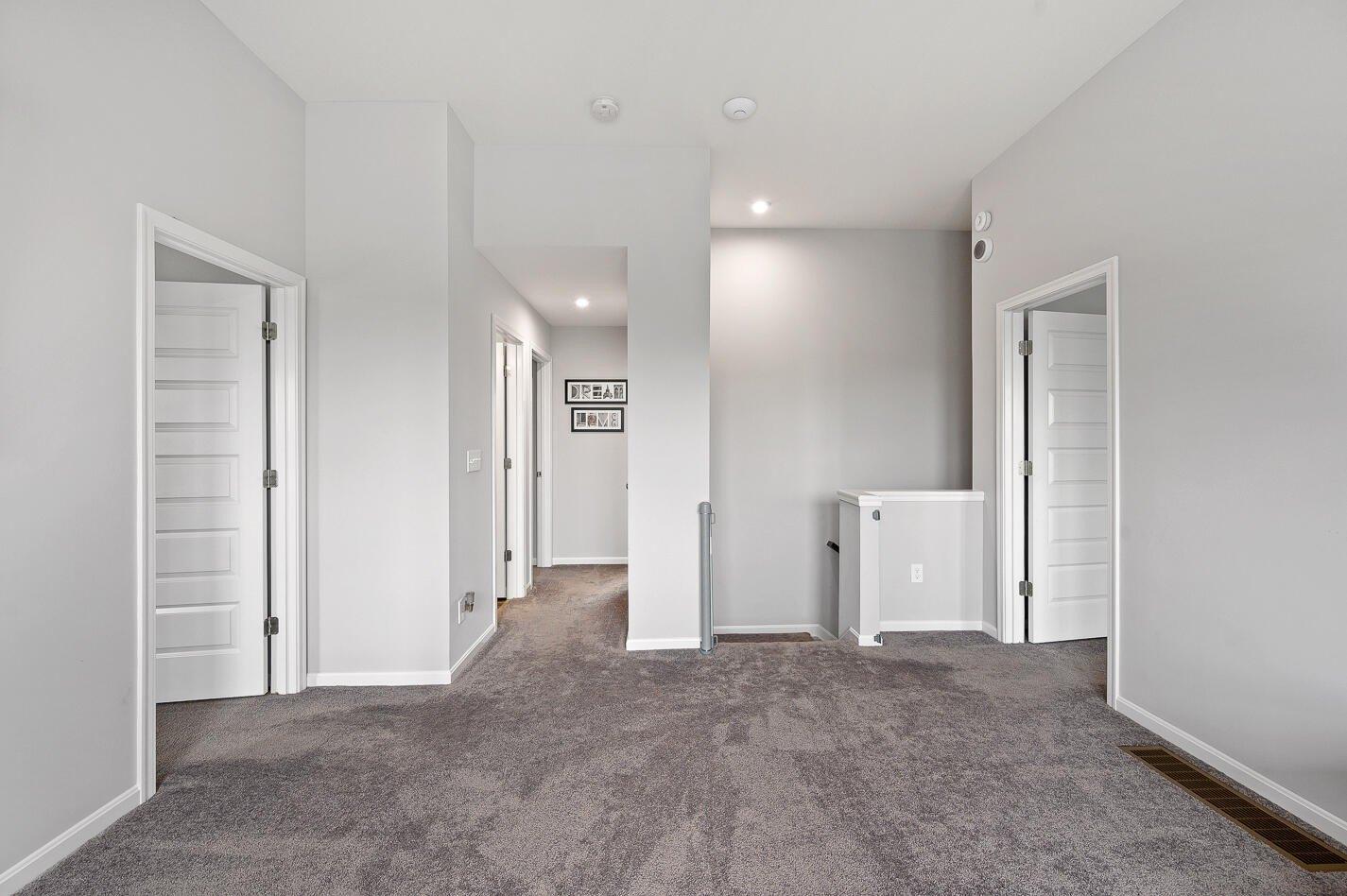 Ella Ct, Union, KY 41091