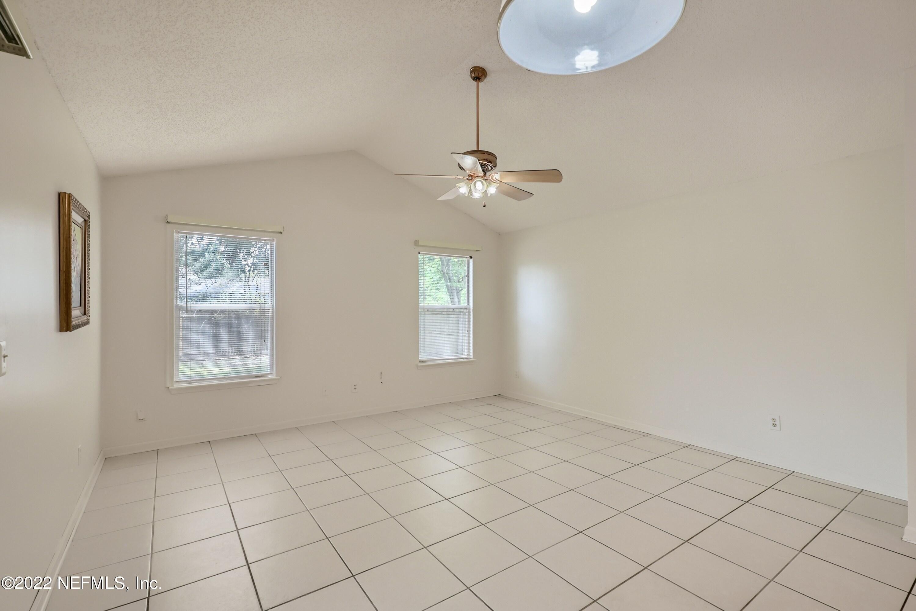 Clear Lagoon Trl, Jacksonville, FL 32246