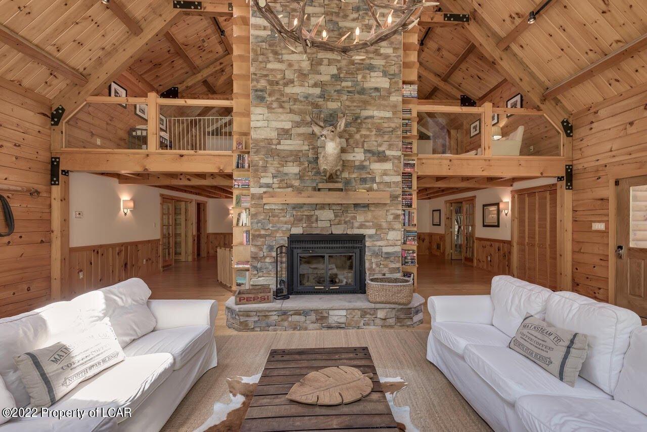 Beaupland Rd, Bear Creek, PA 18602