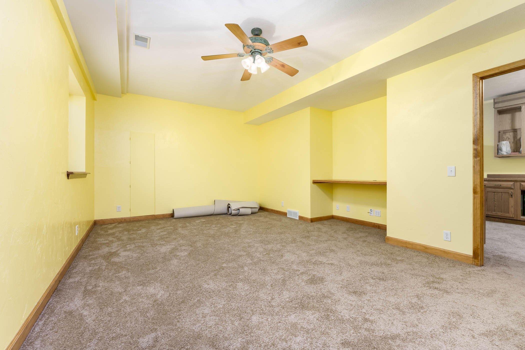 68th St, South Haven, MI 49090