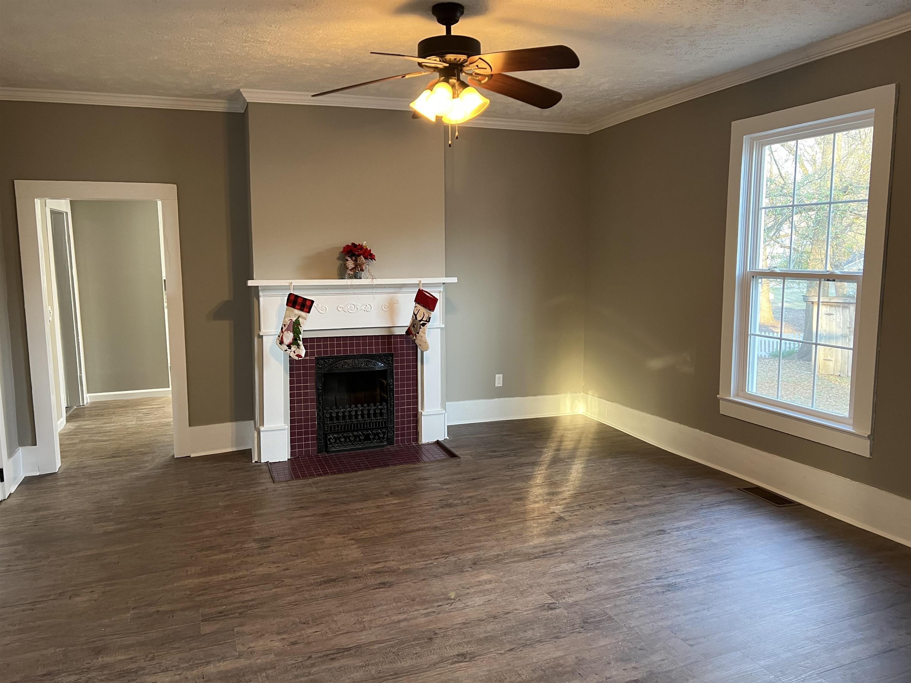 Crook Ave, Henderson, TN 38340