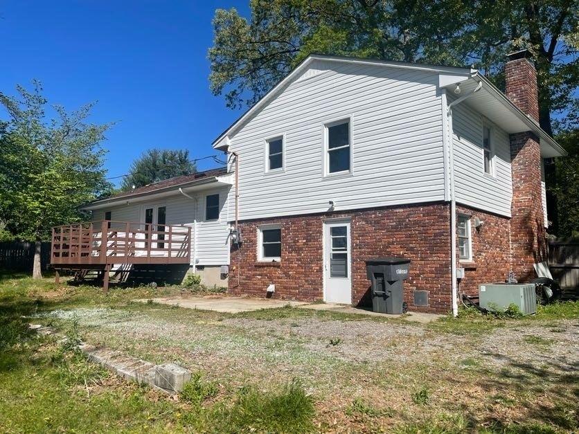 Glenwood Dr, Cookeville, TN 38501