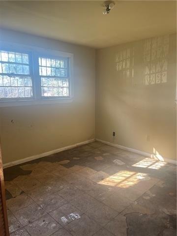Lauradale Dr, New Orleans, LA 70114