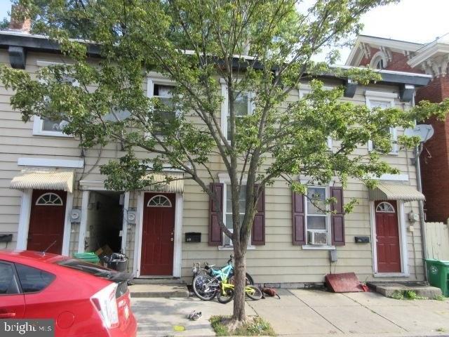 E North St, Carlisle, PA 17013