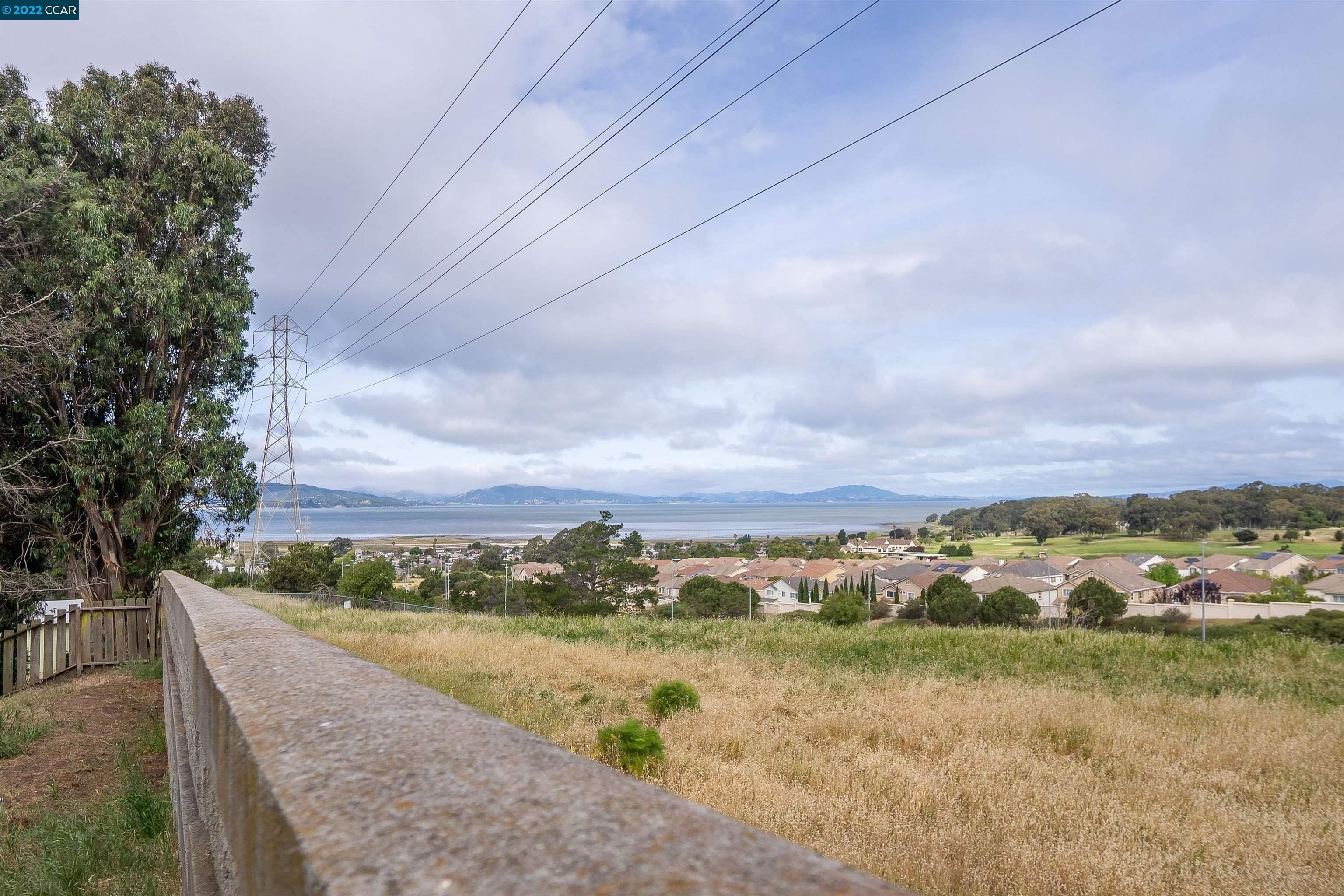 Manzanilla Dr, San Pablo, CA 94806