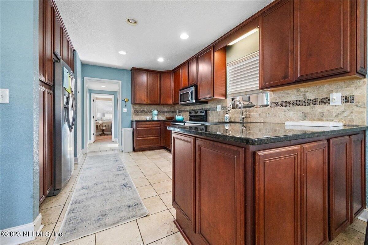 16th Ave N, Jacksonville Beach, FL 32250