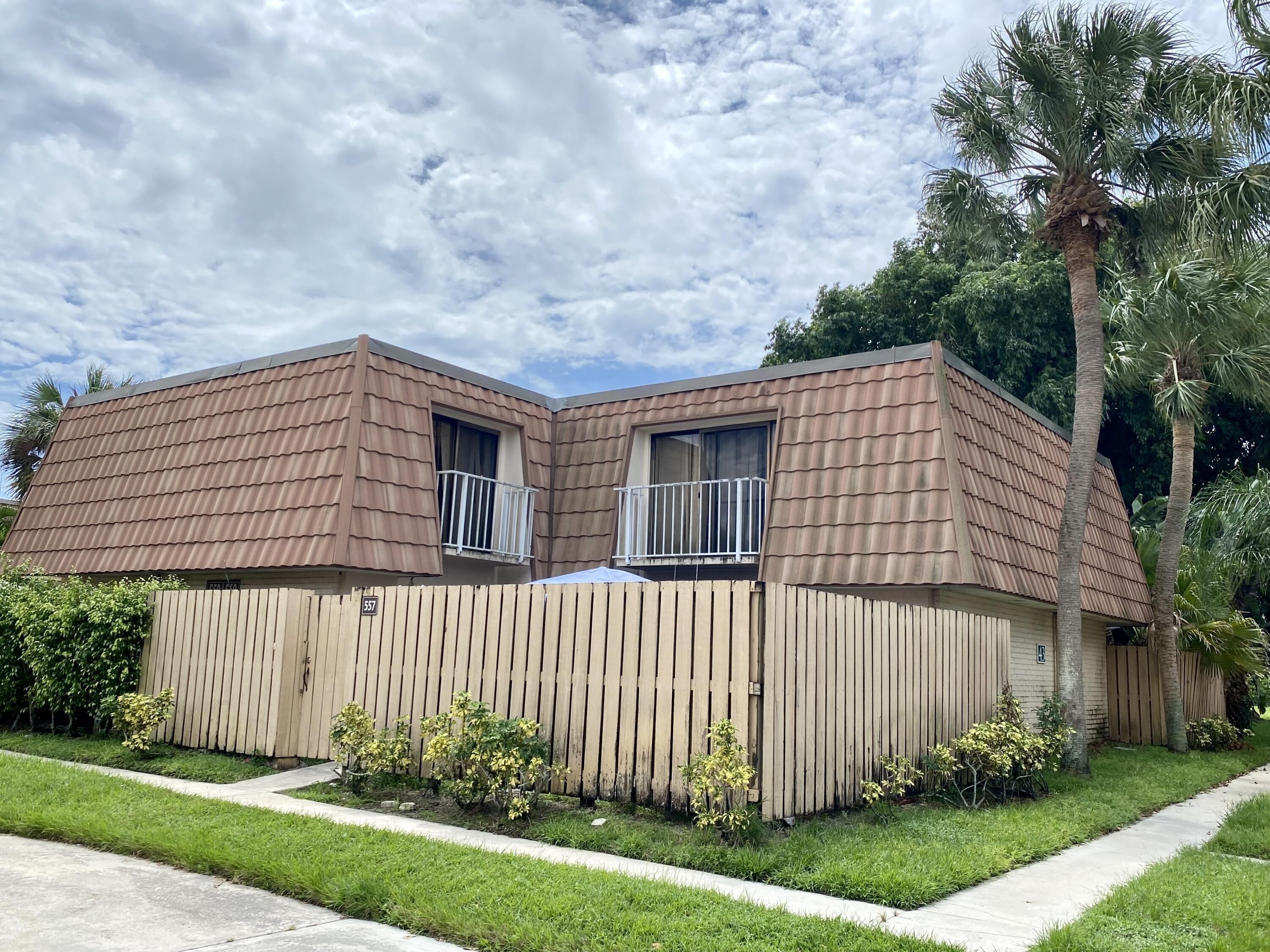 Green Springs Pl, West Palm Beach, FL 33409
