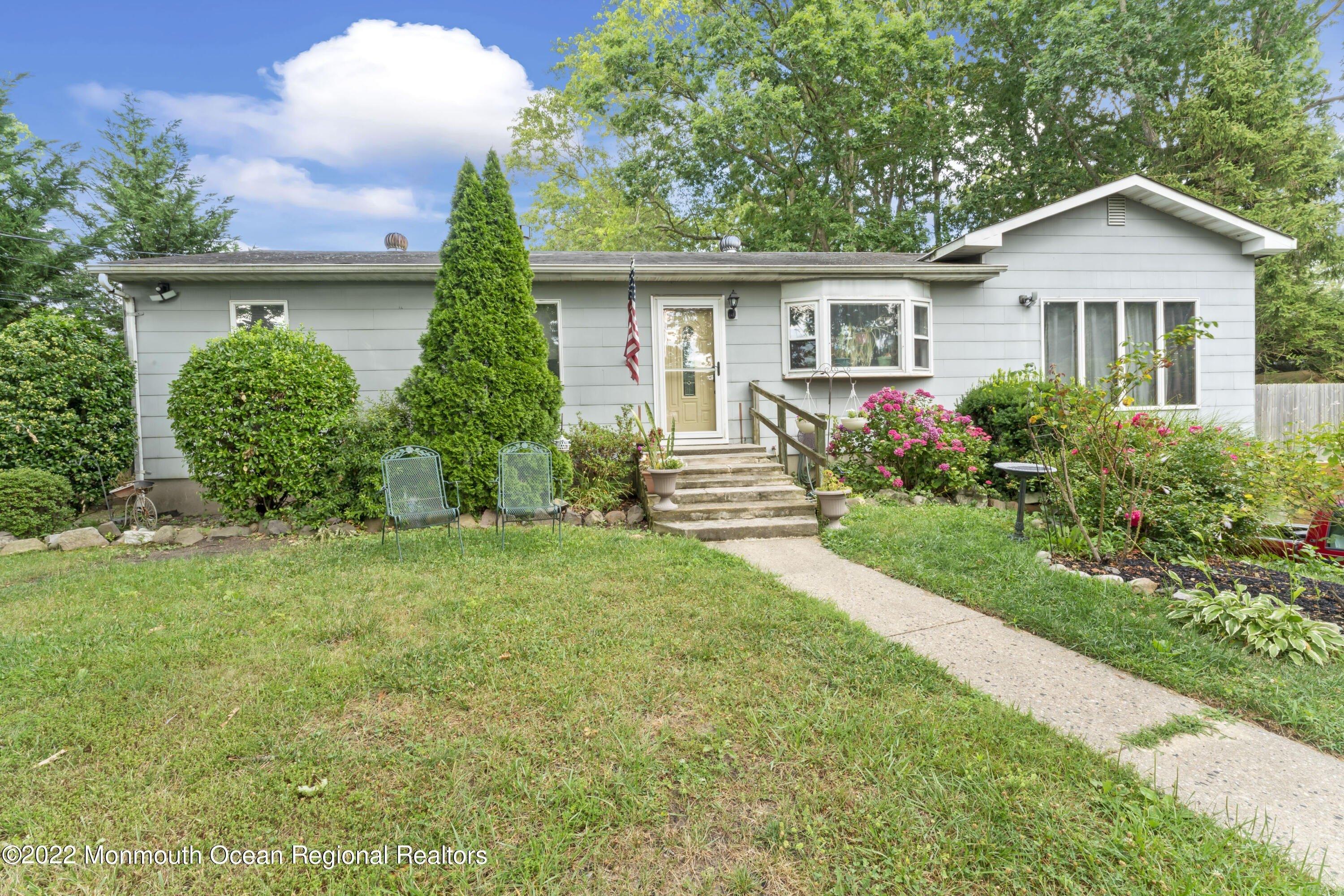 Shady Ln, Toms River, NJ 08753