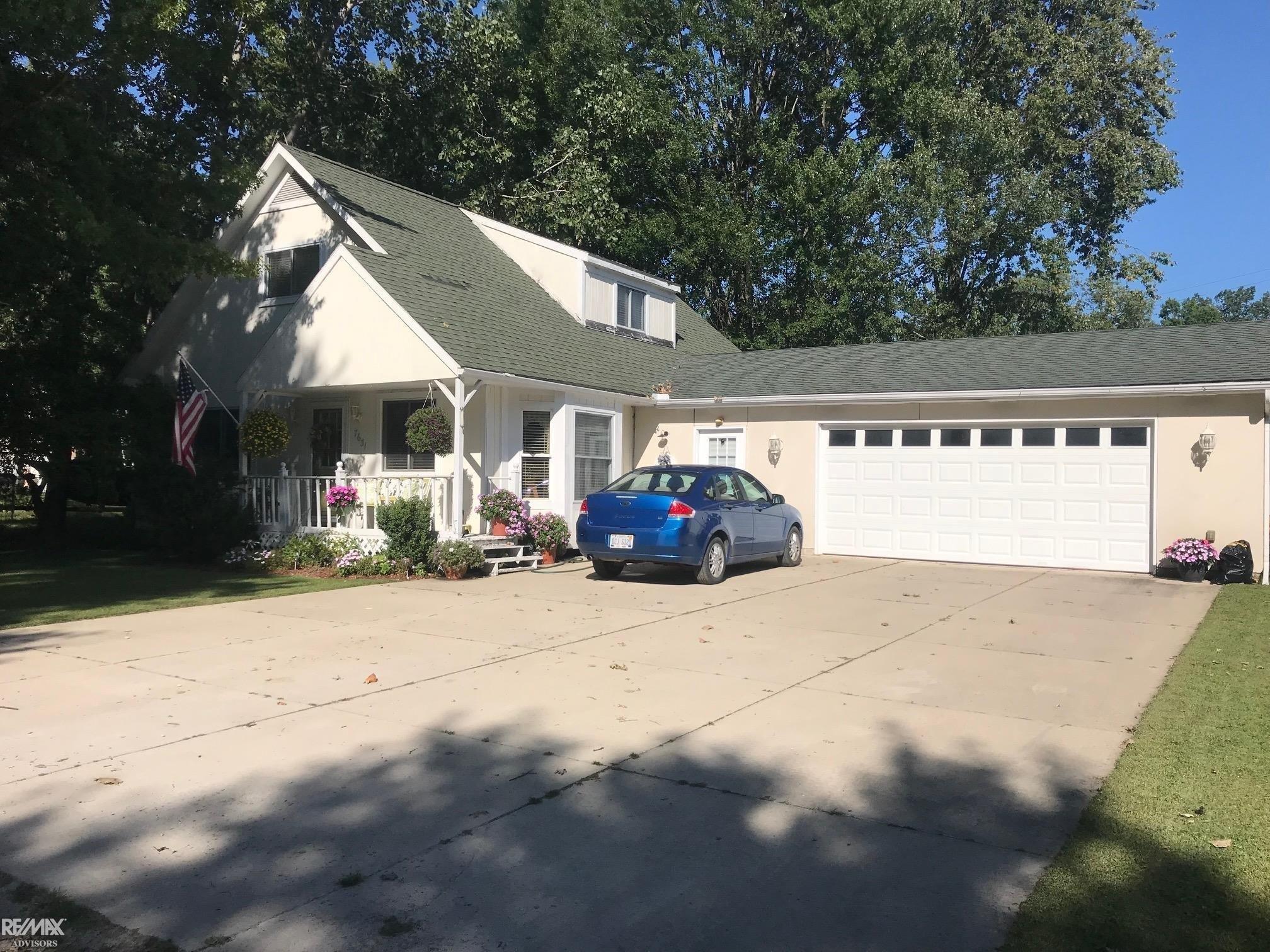 Lake Park Rd, Ira, MI 48023