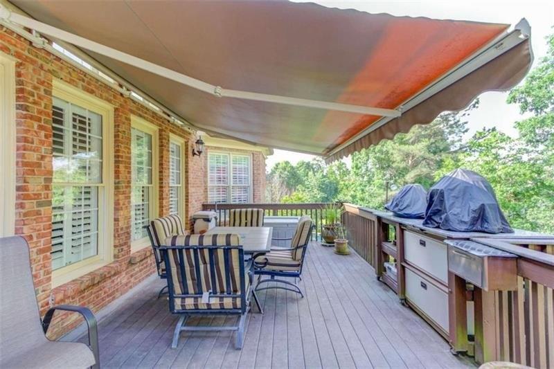 Floral Ridge Dr, Dacula, GA 30019