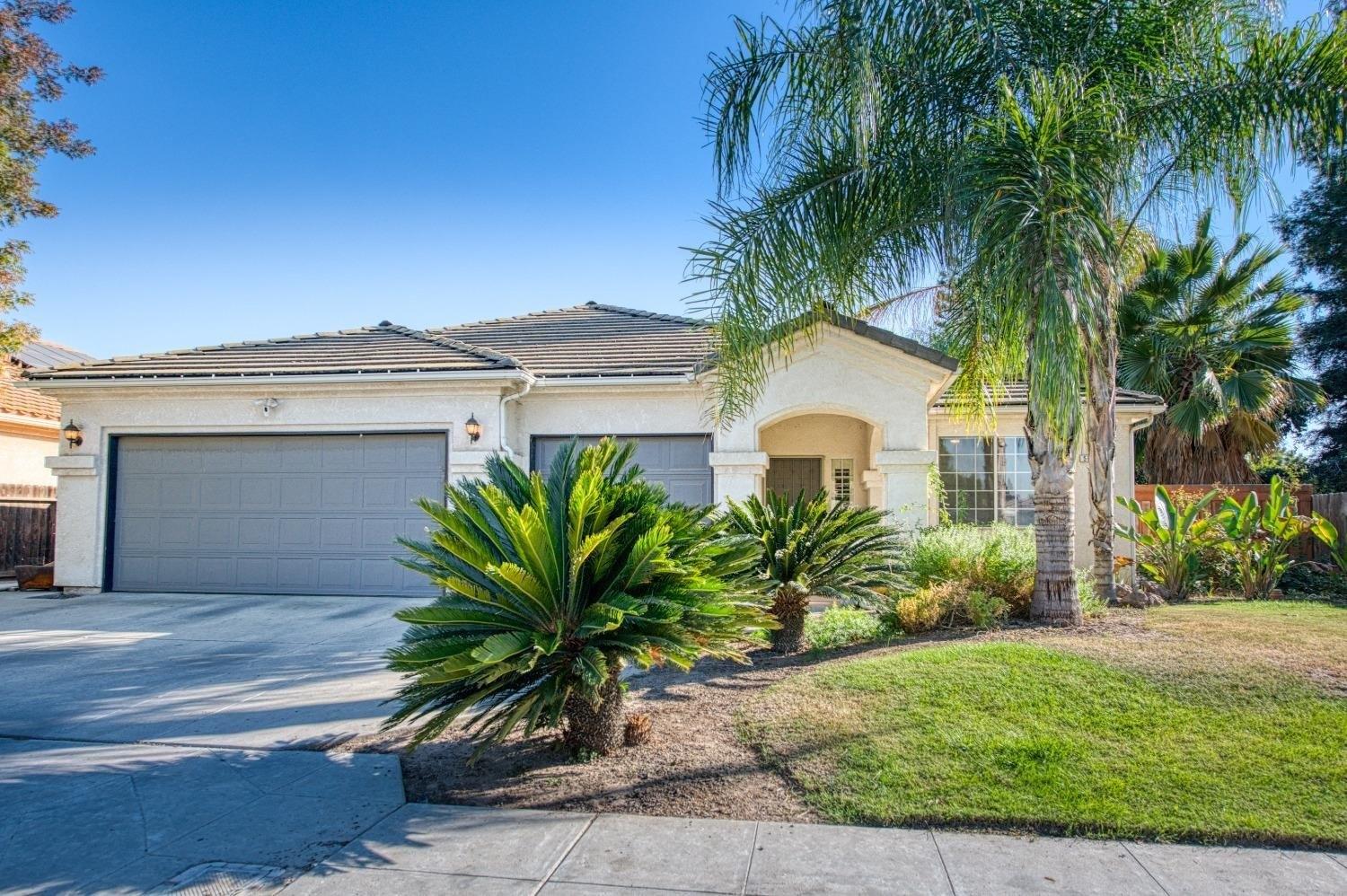 W Athens Ave, Fresno, CA 93722
