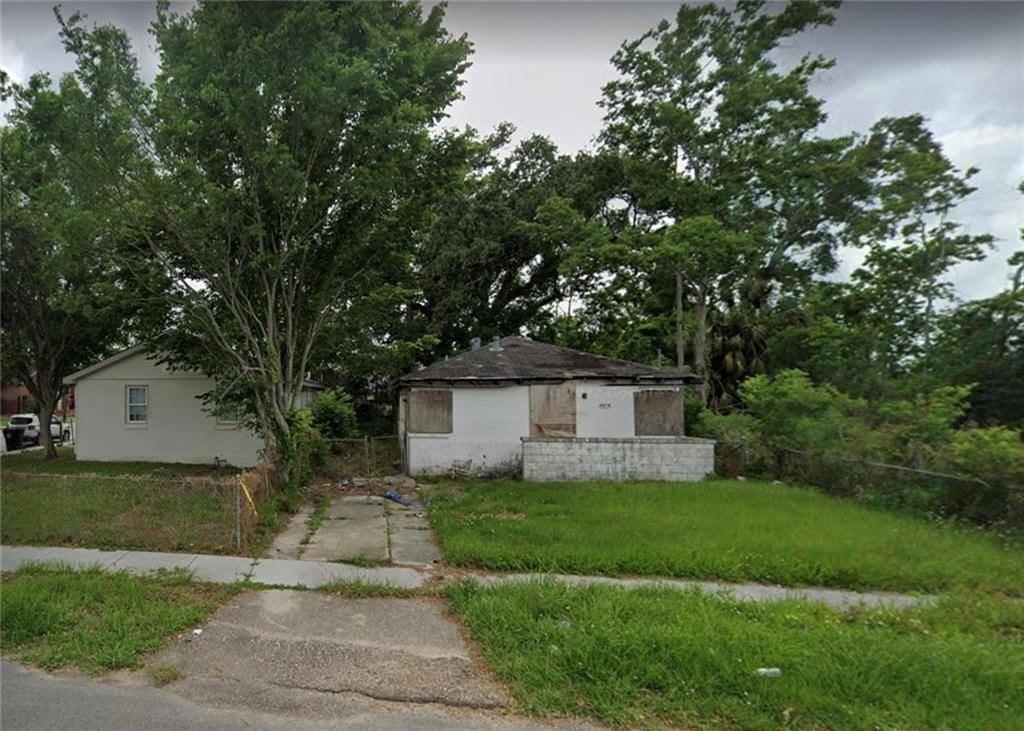 Hamburg St, New Orleans, LA 70122