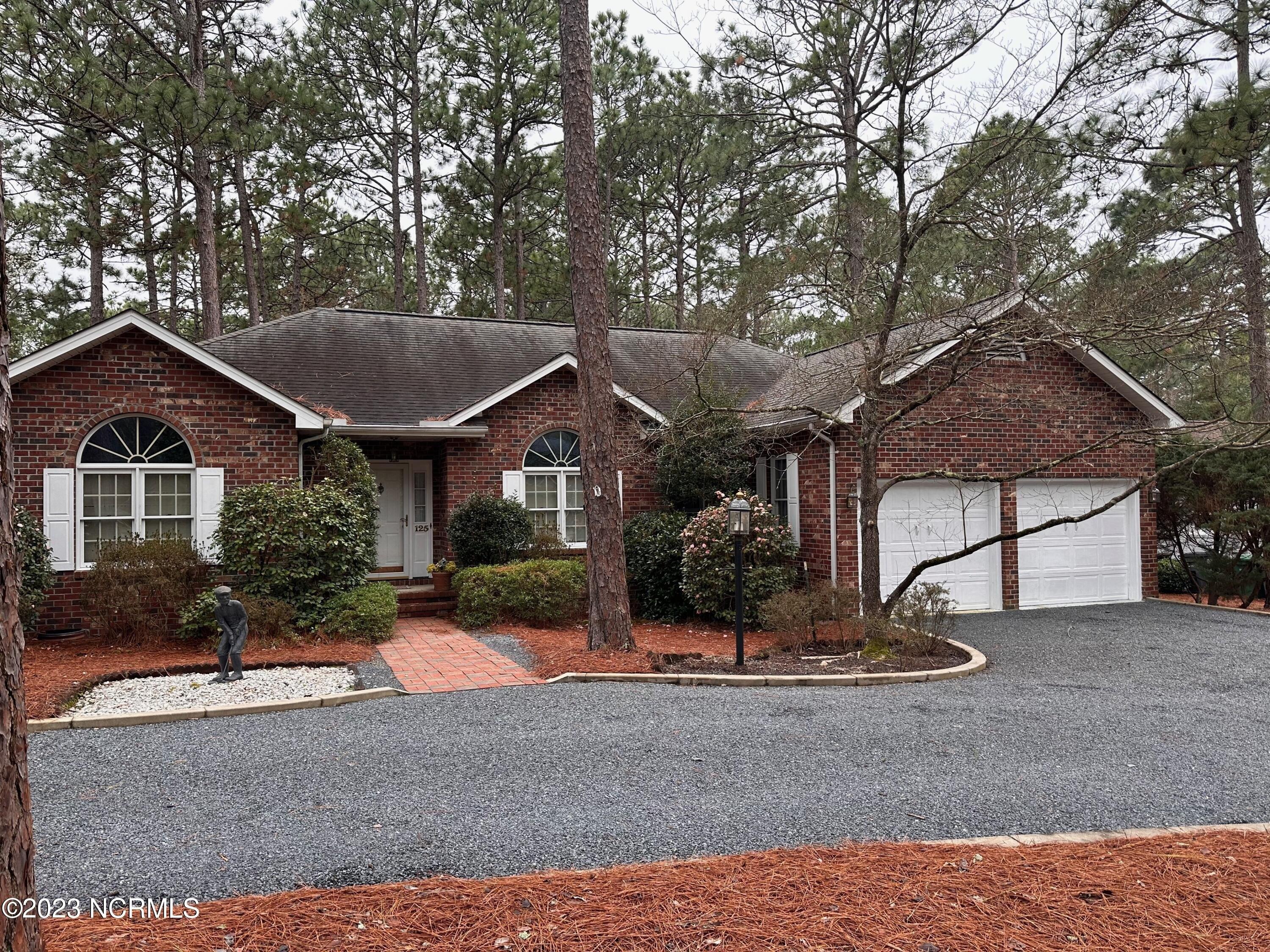 Pinyon Cir, Pinehurst, NC 28374