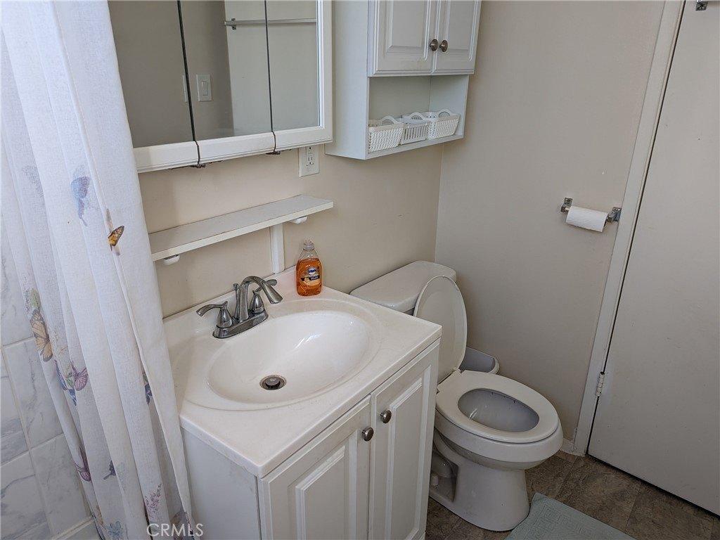 Dyer St, Sylmar, CA 91342