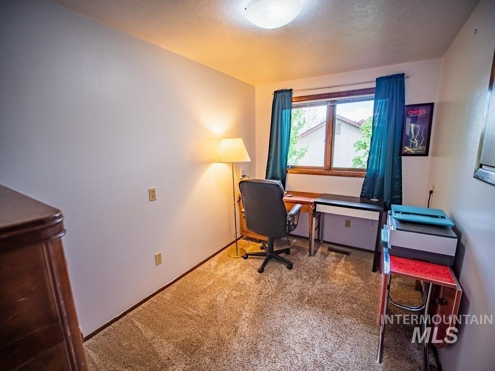 E Sweetwater Dr, Boise, ID 83716