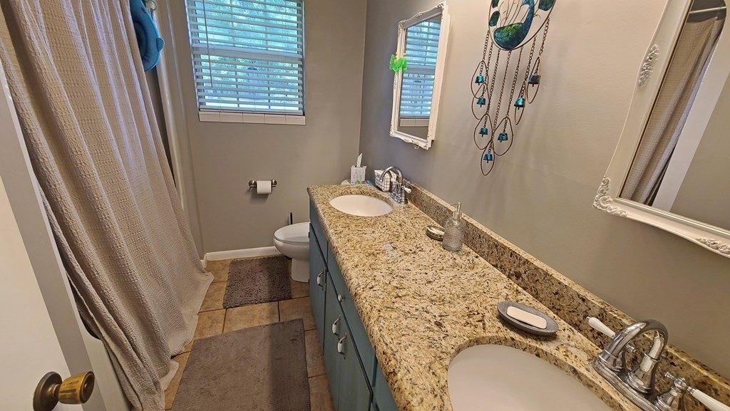 Johnson St, Ray City, GA 31645