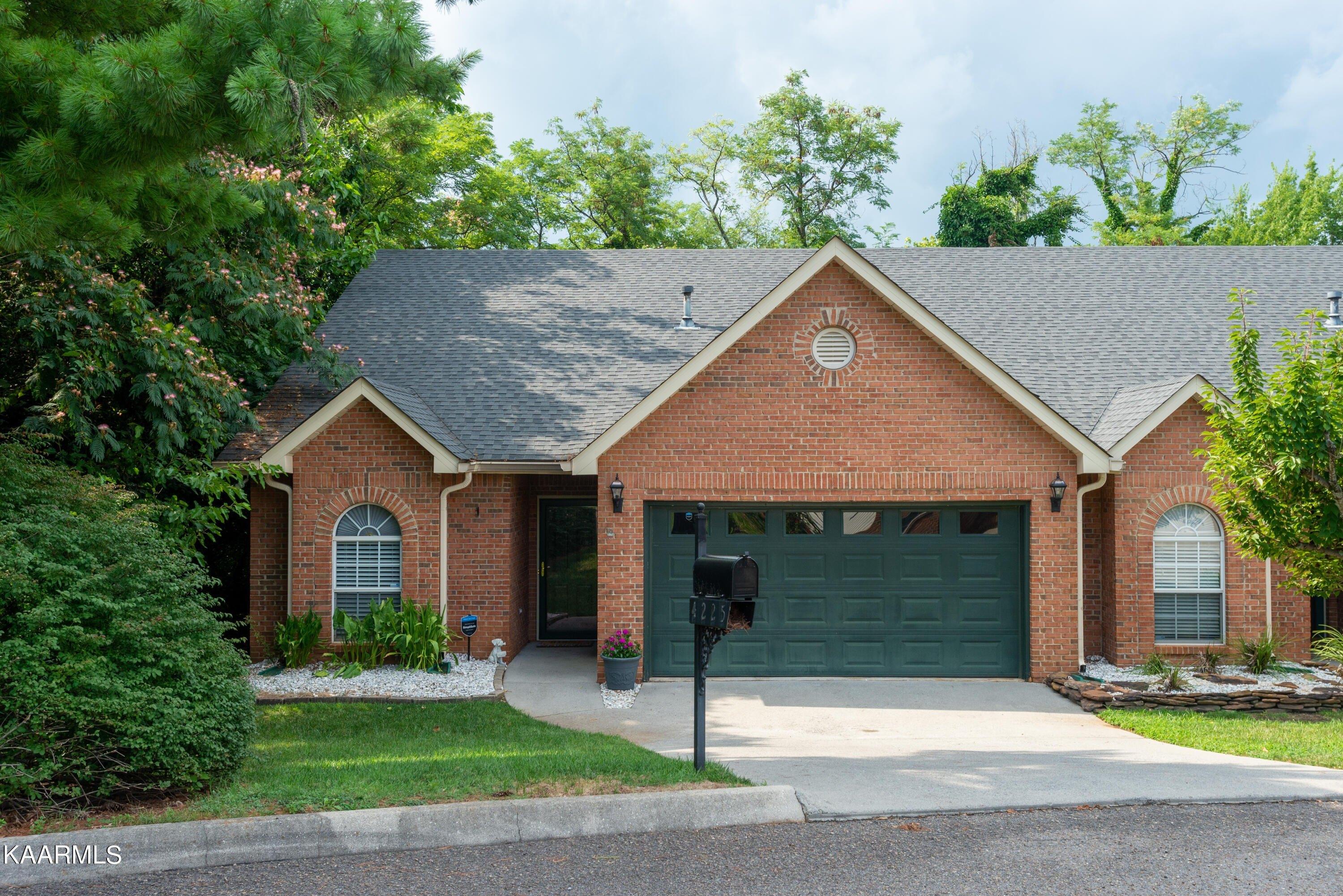 Macbeth Way, Knoxville, TN 37919