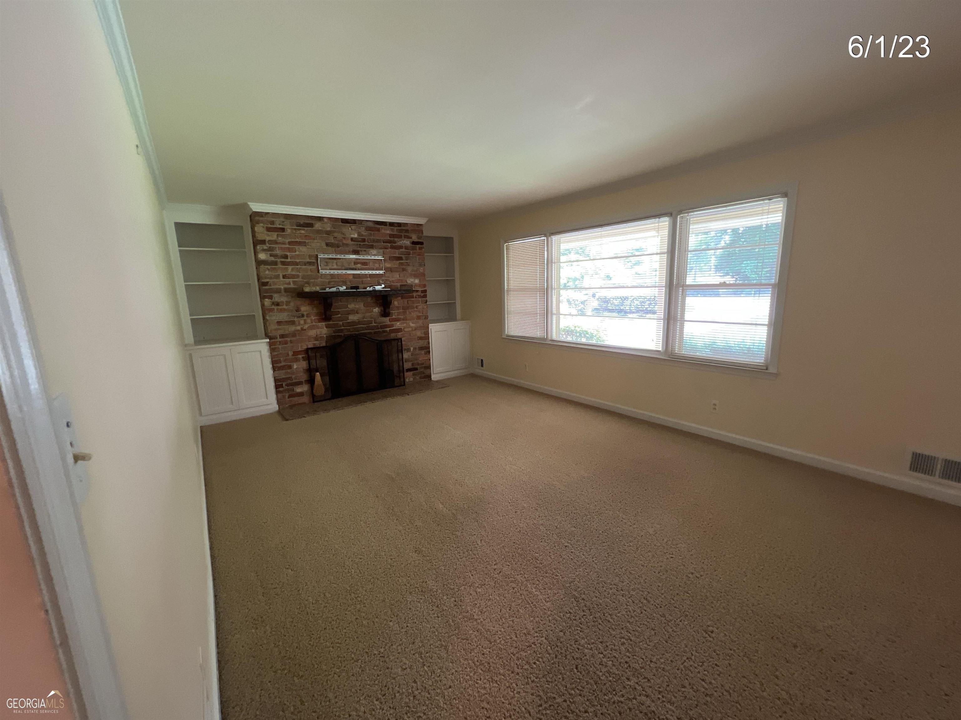 Greenvalley Dr, Winder, GA 30680