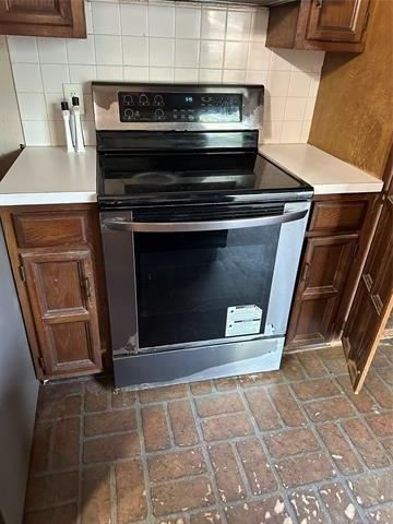 E 67th St, Tulsa, OK 74133