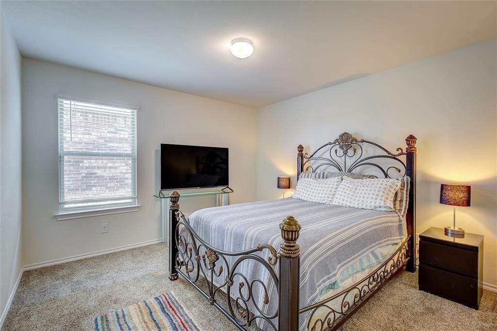Alton Dr, Aubrey, TX 76227