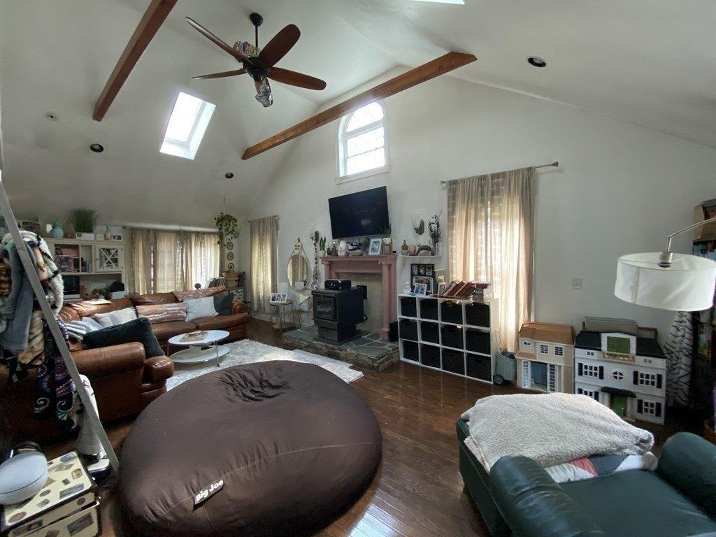 Millbury Rd, Oxford, MA 01540