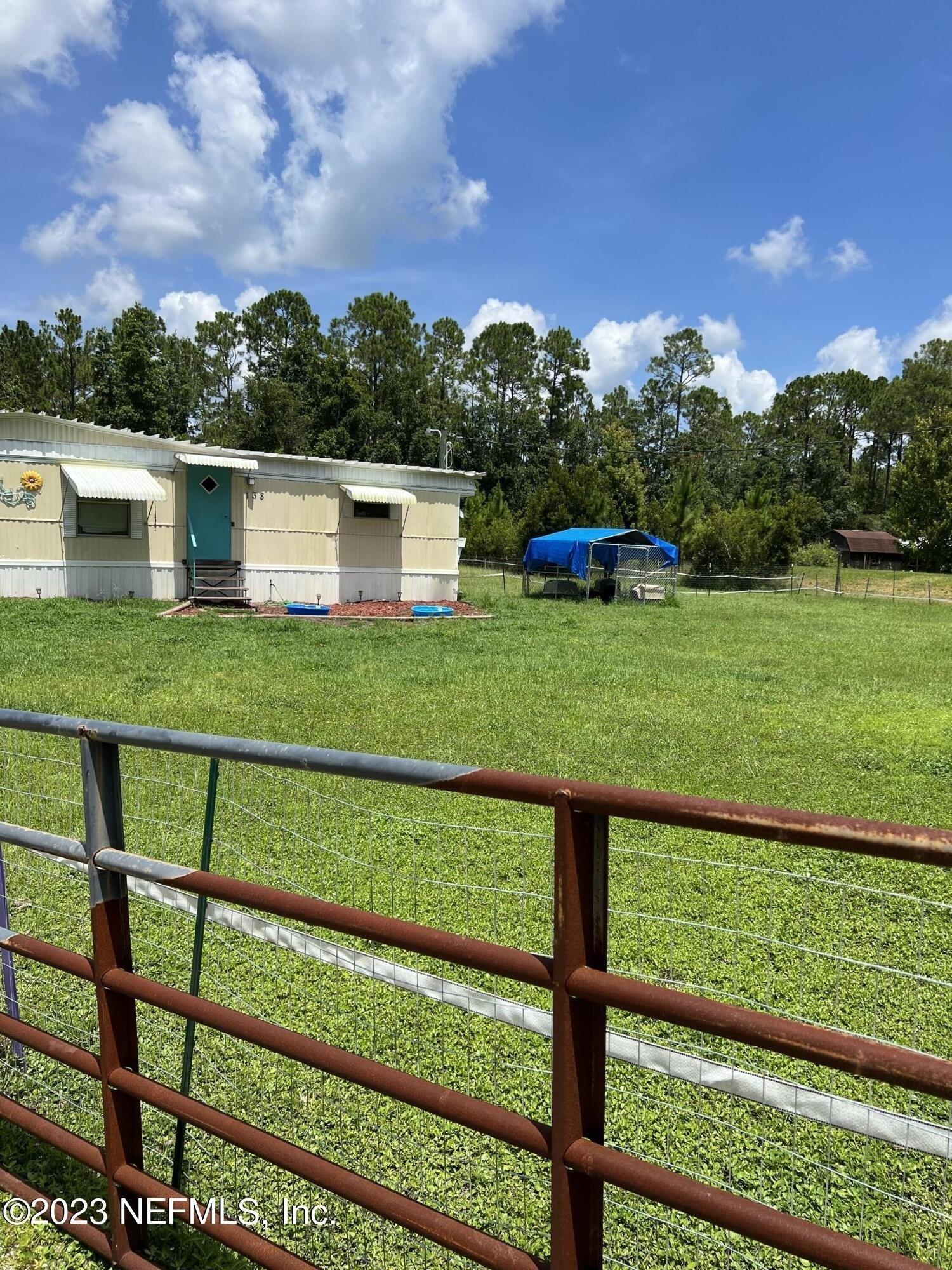 E Don Quixote St, Palatka, FL 32177