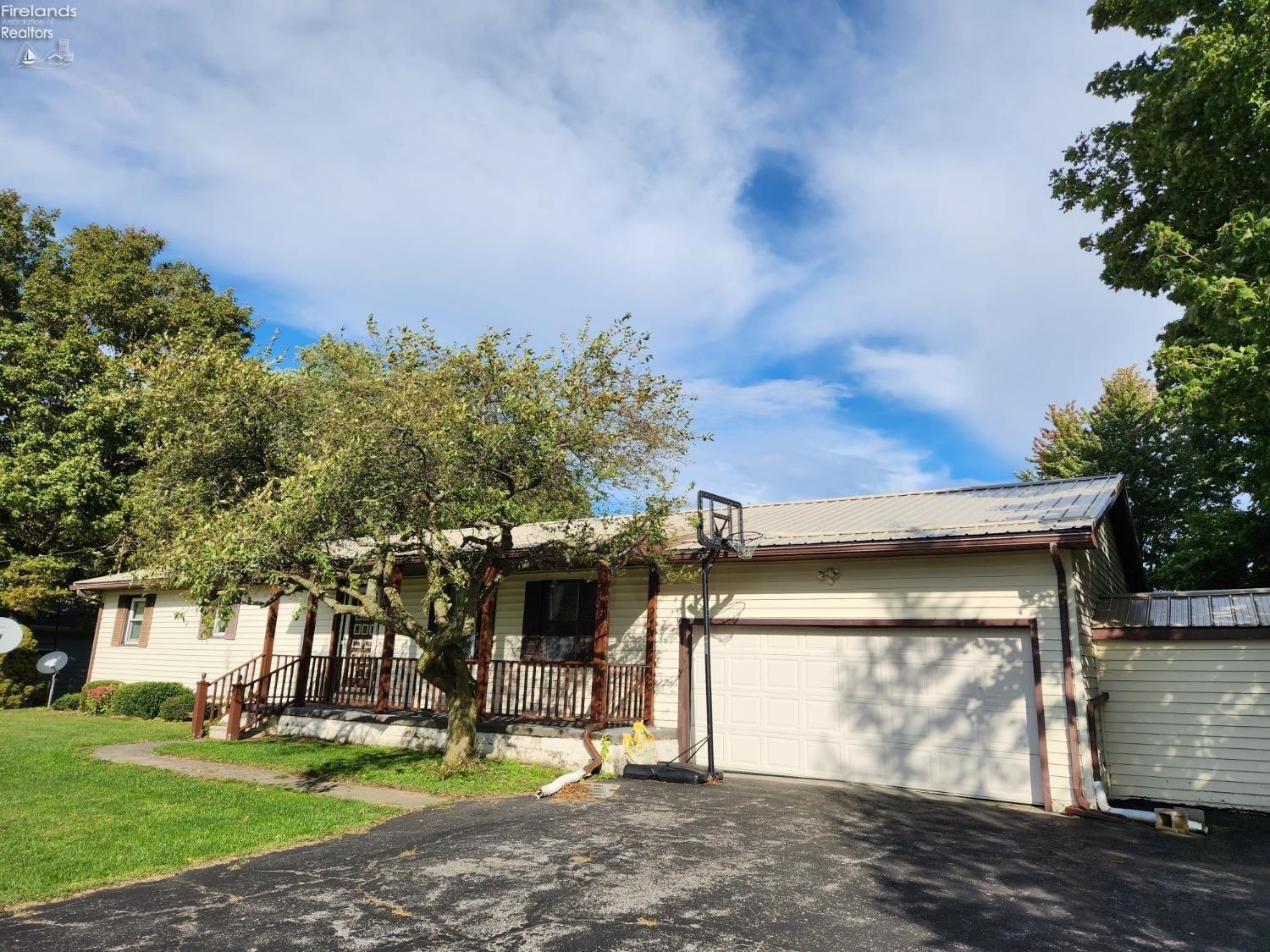 County Road 302, Bellevue, OH 44811