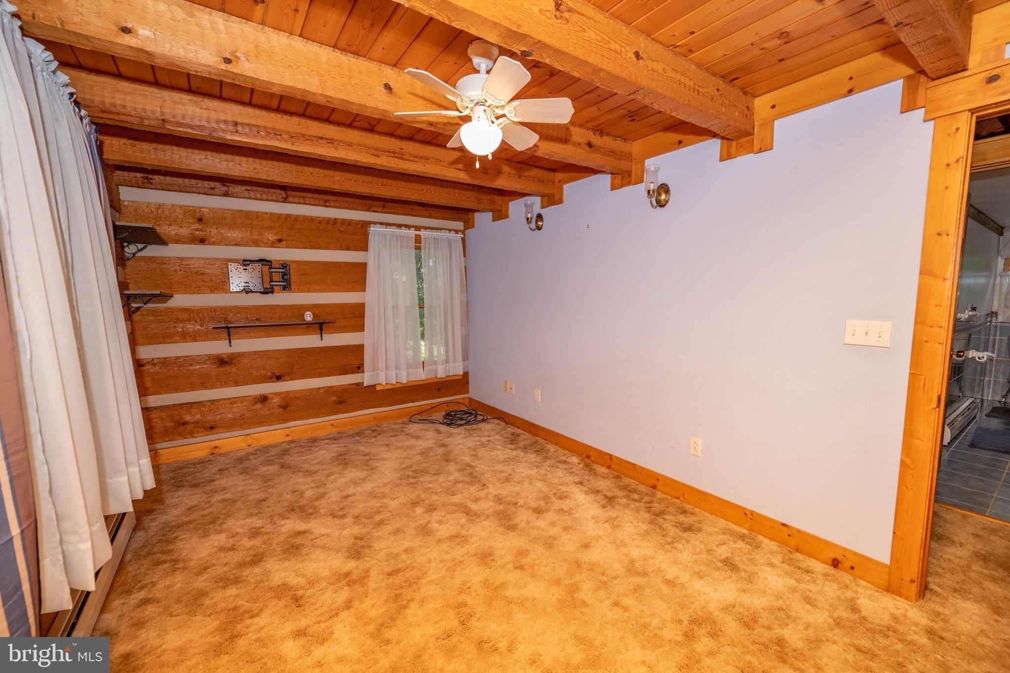 Alexander Ln, Oakland, MD 21550